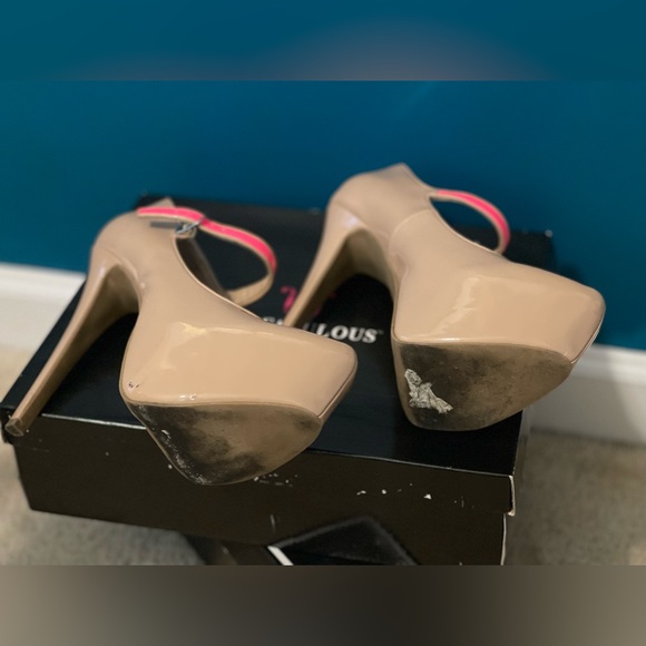 Nude Platform High Heels w/ Neon Pink Strap - Picture 6 of 6